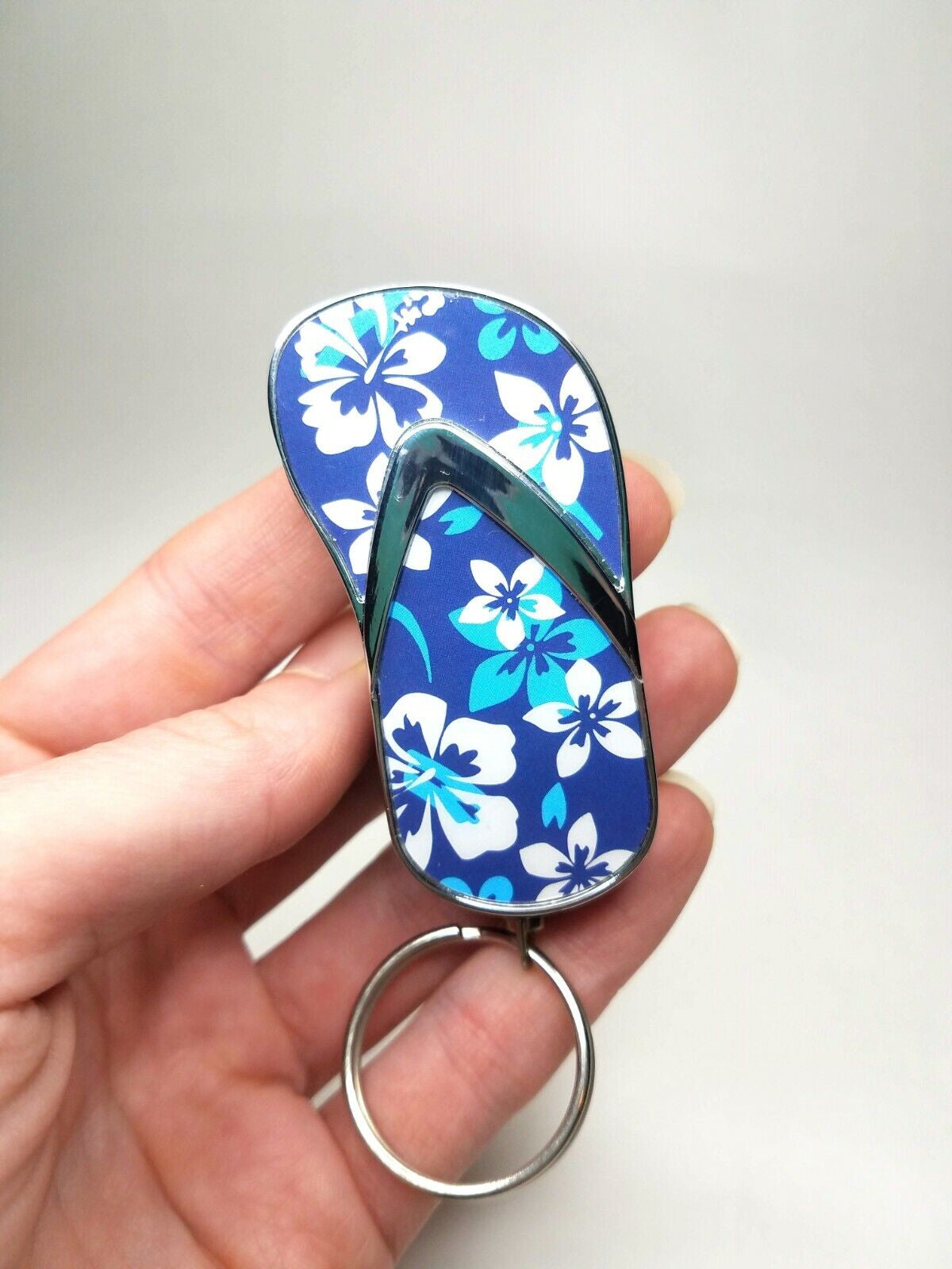 Refillable Novelty Butane Cigarette Gas Lighter - Funny Unique Flip Flop Shoe