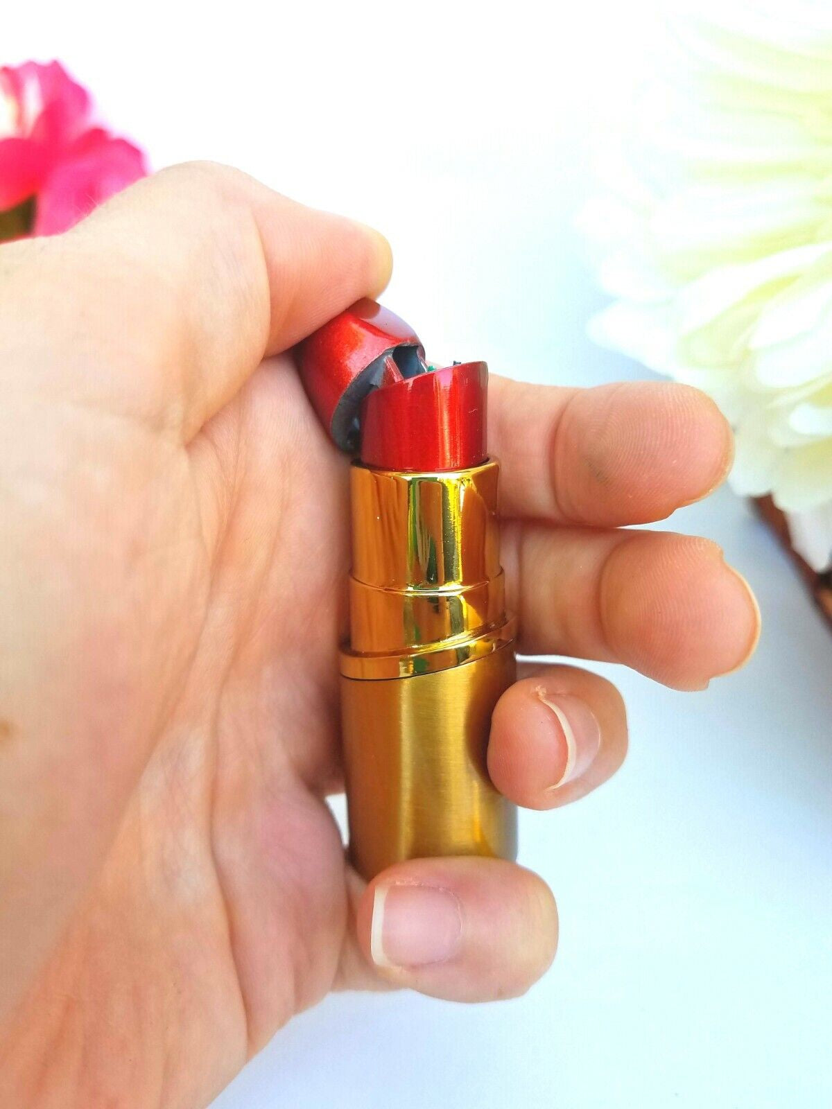 Refillable Novelty Butane Cigarette Gas Lighter - Funny Unique Lipstick Mom Gift