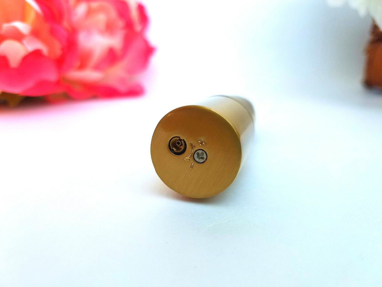 Refillable Novelty Butane Cigarette Gas Lighter - Funny Unique Lipstick Mom Gift