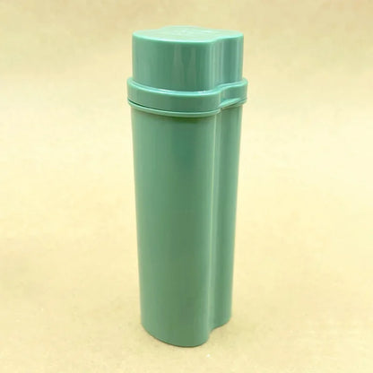 One-Piece Flip-Top Cigarette Case Kit with Two Holes Including Lighter for Easy Storage and Carrying around Smoking Accessories